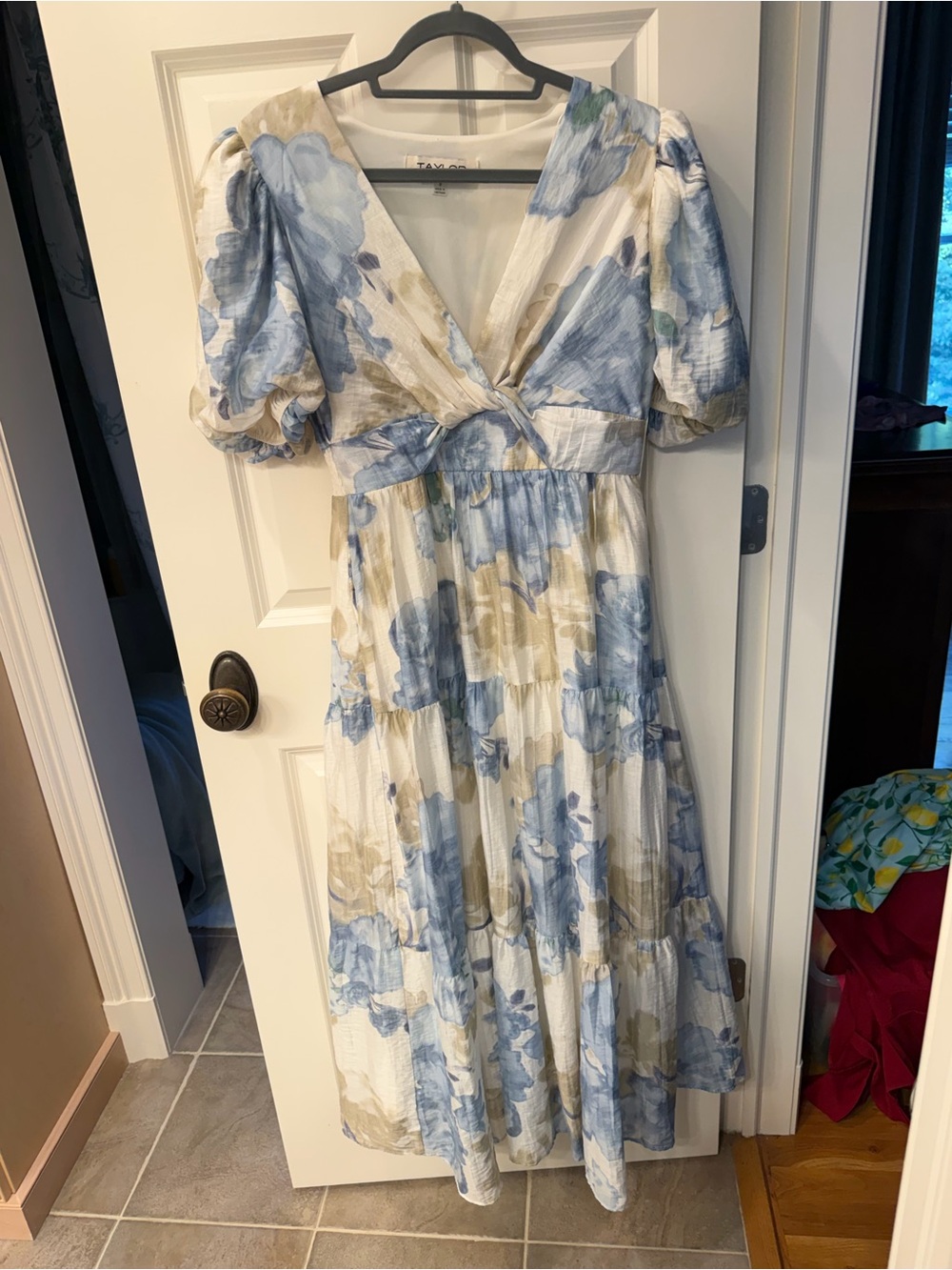 Taylor Blue and Cream Floral V-Neck Midi Dress